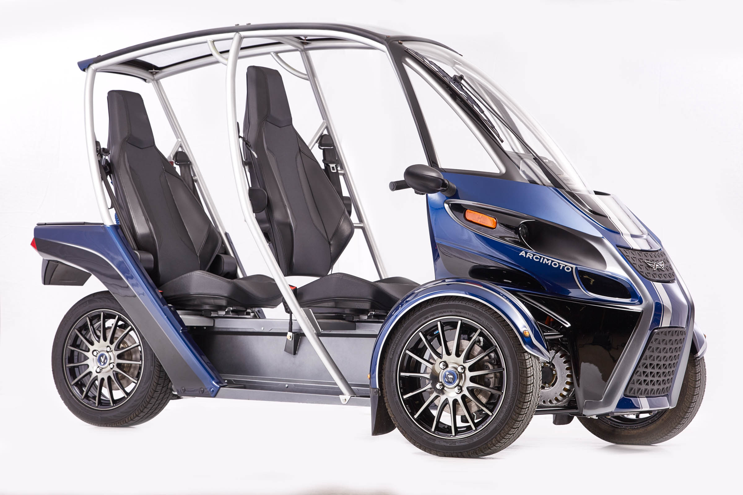 Arcimoto bước vào tương lai với xe điện tiện ích