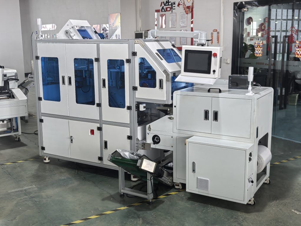 SOLIDWORKS & SolidCAM cùng ViHoth Solutions tại VIMF 2025: Trải nghiệm công nghệ hàng đầu 2 Máy đóng gói AI